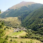 Della Guida Aparthotel 3*
